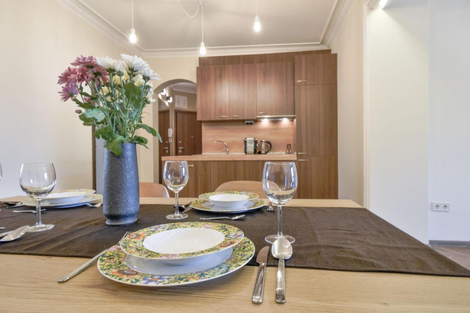 Διαμέρισμα Stunning 2bdr On Historic Location In Center